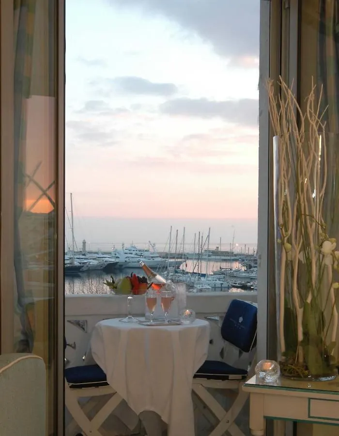 ****  Hotel Splendid Cannes Francia